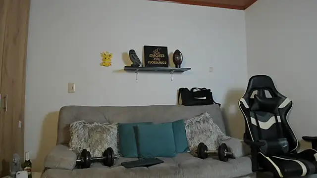 Snapshot of julian_wallace chatting on 12-13-25, 10:26 julian wallace online show from 12-13-25, 10:26