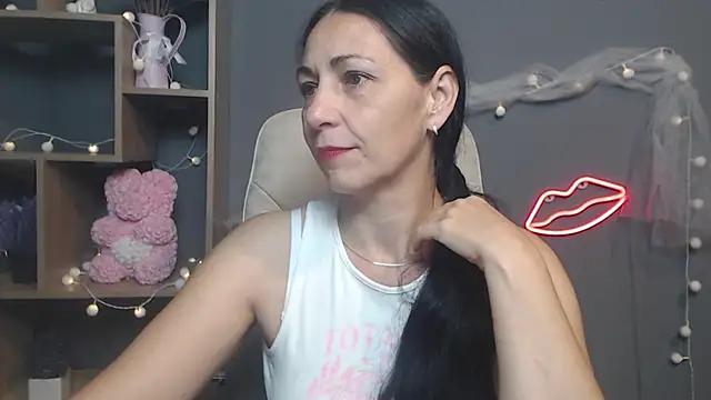 LiluGrants online show from 09-20-25, 06:09