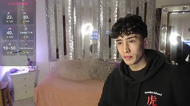 gojo satoru 18 online show from 01-08-25, 11:32