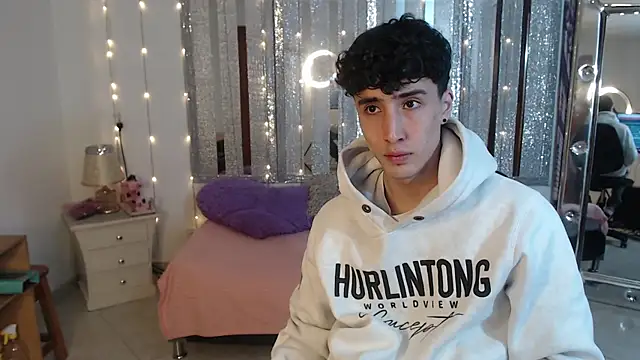 gojo satoru 18 online show from 01-25-25, 12:16