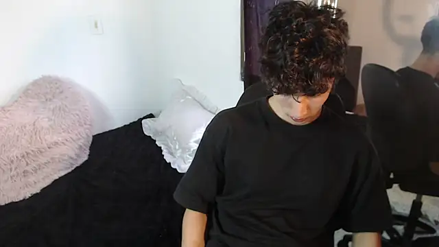 gojo satoru 18 online show from 02-24-25, 05:53