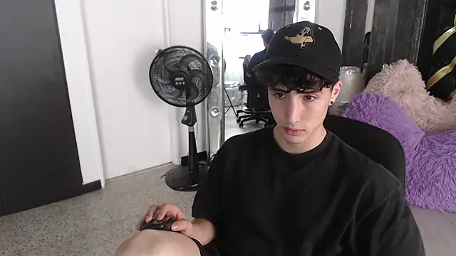 gojo satoru 18 online show from 03-12-25, 02:56