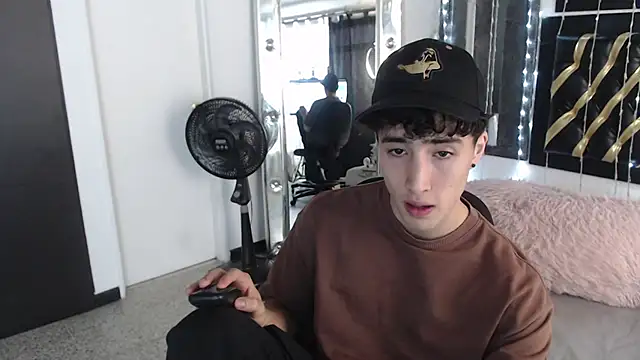 gojo satoru 18 online show from 03-13-25, 12:02