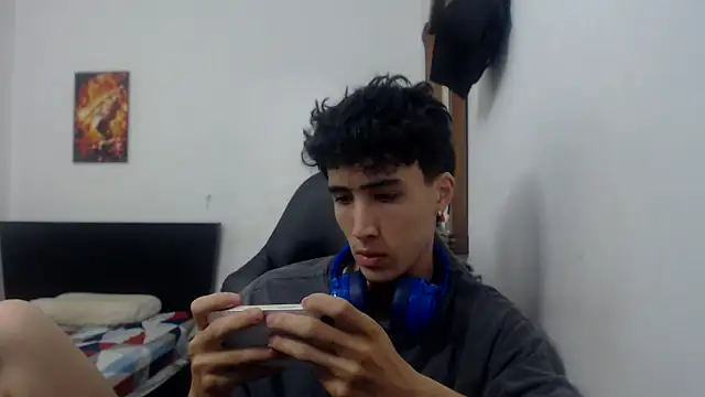 gojo satoru 18 online show from 09-17-25, 11:23