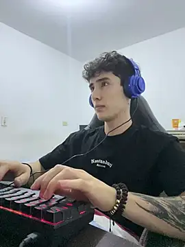 Snapshot of gojo_satoru_18 chatting on 02-14-26, 01:46 gojo satoru 18 online show from 02-14-26, 01:46