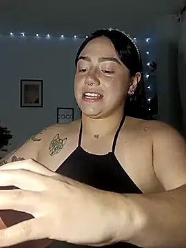 Snapshot of helena_smith chatting on 03-11-25, 05:27 helena smith online show from 03-11-25, 05:27