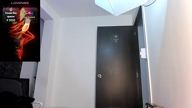 Bella Evans  online show from 01-12-26, 07:08