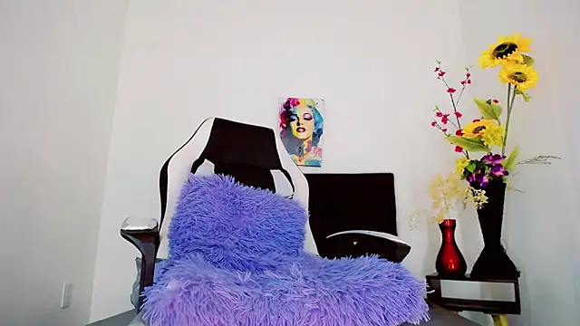 samantha official  online show from 12-10-24, 10:58