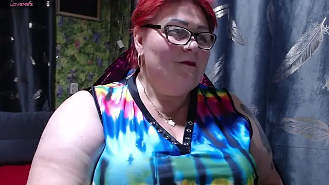 Snapshot of Goddess57 chatting on 02-11-25, 05:40 Goddess57 online show from 02-11-25, 05:40