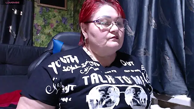 Snapshot of Goddess57 chatting on 02-18-25, 04:59 Goddess57 online show from 02-18-25, 04:59