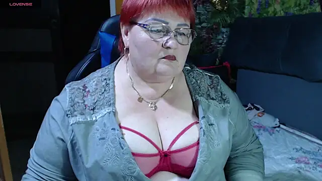 Snapshot of Goddess57 chatting on 02-21-25, 04:16 Goddess57 online show from 02-21-25, 04:16