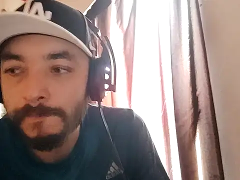 Snapshot of hotlatin92 chatting on 03-14-25, 05:46 hotlatin92 online show from 03-14-25, 05:46