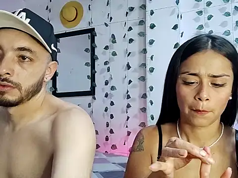 Snapshot of hotlatin92 chatting on 03-21-25, 11:56 hotlatin92 online show from 03-21-25, 11:56