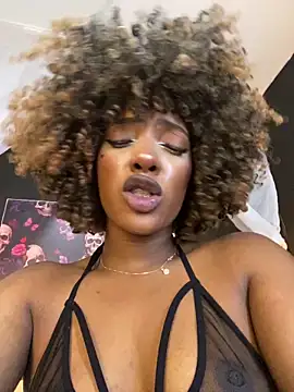 TIFFANYYSTAR online show from 12-20-24, 05:29