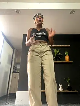 TIFFANYYSTAR online show from 09-30-25, 02:44