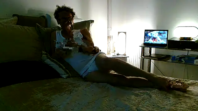 ImYourXtoy online show from 05-07-26, 06:13