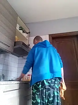 Mihneaaa online show from 11-24-25, 07:41