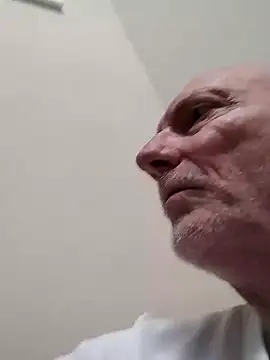 Snapshot of OlderPerv61 chatting on 12-12-24, 02:00 OlderPerv61 online show from 12-12-24, 02:00