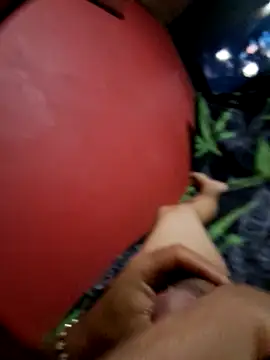 Snapshot of littleboyhot95 chatting on 09-20-25, 05:47 littleboyhot95 online show from 09-20-25, 05:47