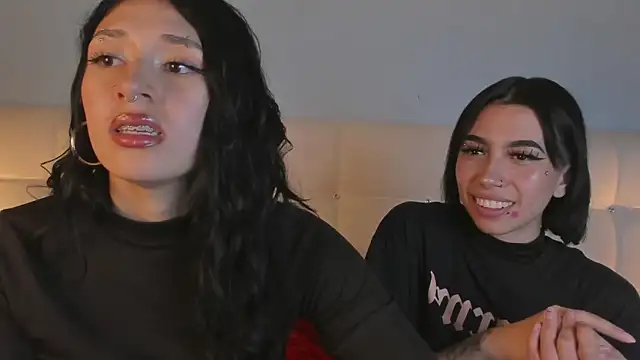 Zowi Hottiee online show from 03-11-25, 03:05