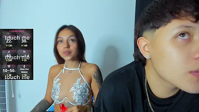 violet casper  online show from 12-22-24, 06:28