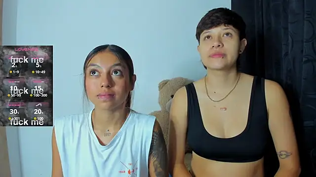 violet casper  online show from 01-10-25, 10:06