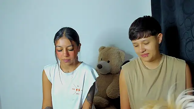 violet casper  online show from 02-09-25, 09:47