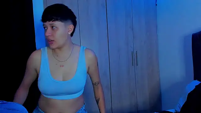 violet casper  online show from 02-19-25, 10:20