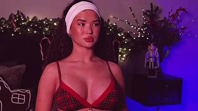 Denise Garciia online show from 01-06-25, 05:27