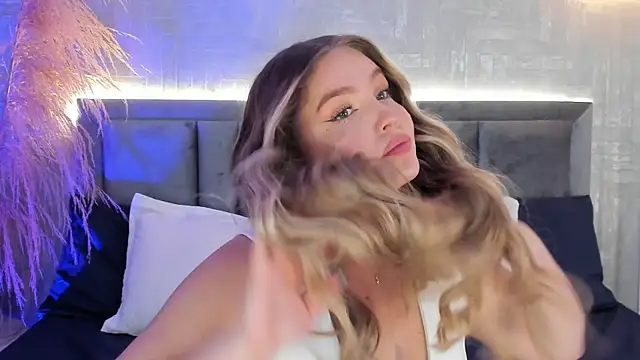 GaiaBaker online show from 10-29-25, 01:35