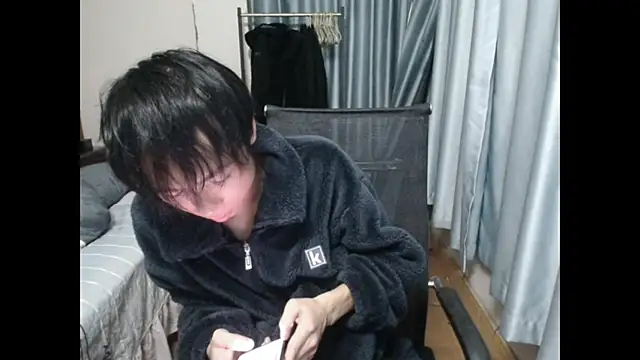 wujiaxing22 online show from 12-22-24, 02:38