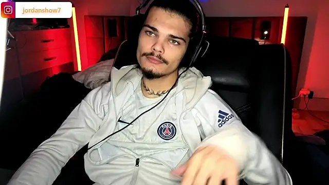 JordanShow online show from 10-01-25, 02:34