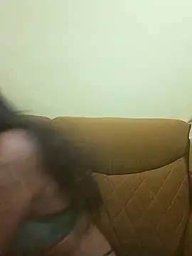 Snapshot of Nandinip2706 chatting on 03-25-26, 11:27 Nandinip2706 online show from 03-25-26, 11:27