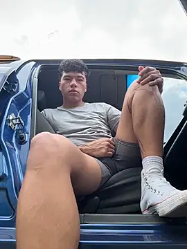 Logan smith1 online show from 11-26-25, 05:58