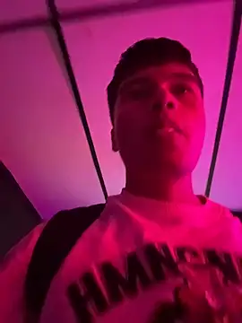 Logan smith1 online show from 04-21-26, 05:39