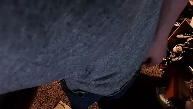 Snapshot of deadpi chatting on 03-11-25, 12:39 deadpi online show from 03-11-25, 12:39