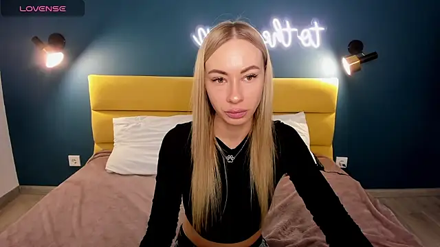 Snapshot of Diana_Garrett chatting on 01-18-25, 08:41 Diana Garrett online show from 01-18-25, 08:41