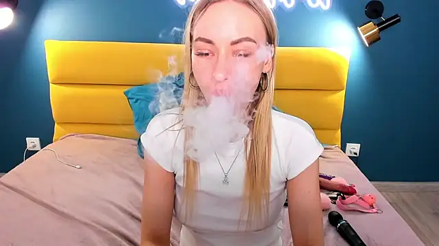 Snapshot of Diana_Garrett chatting on 01-26-25, 11:50 Diana Garrett online show from 01-26-25, 11:50