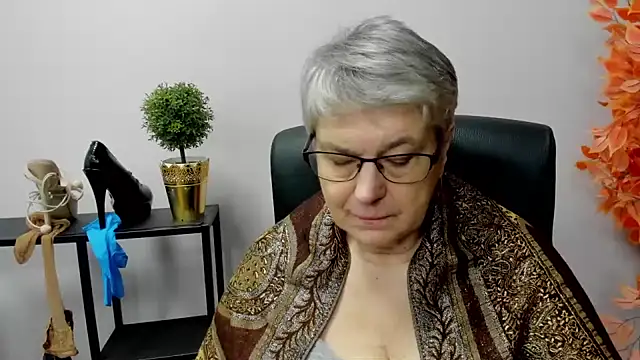 IrisDream online show from 01-02-25, 10:37