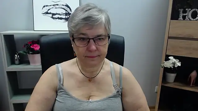 IrisDream online show from 01-17-25, 06:36