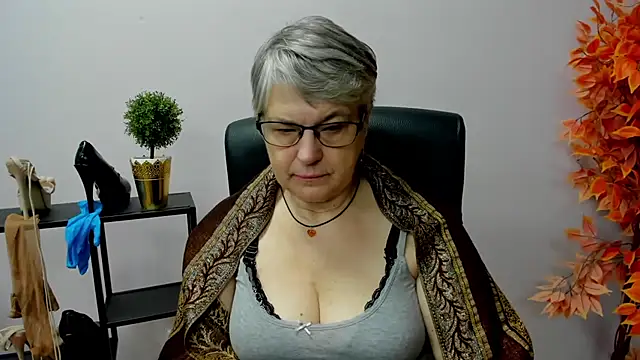 IrisDream online show from 01-29-25, 07:15