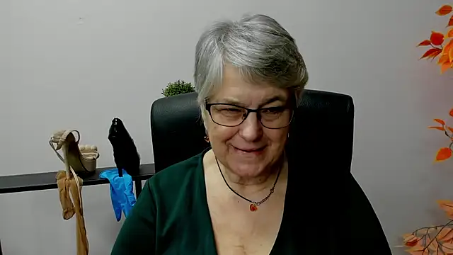 IrisDream online show from 02-14-25, 01:51