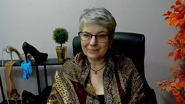 IrisDream online show from 02-25-25, 10:58