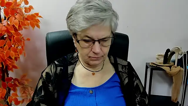 IrisDream online show from 09-26-25, 06:17