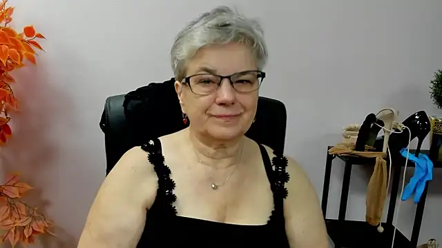 IrisDream online show from 10-08-25, 06:22