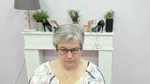 IrisDream online show from 02-09-26, 07:12