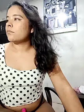 Snapshot of Bruno_Iris_sex chatting on 10-02-25, 03:46 Bruno Iris sex online show from 10-02-25, 03:46