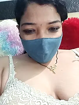 Snapshot of Cute-Raashii chatting on 01-05-25, 01:45 Cute-Raashii online show from 01-05-25, 01:45