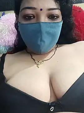 Snapshot of Cute-Raashii chatting on 01-07-25, 12:55 Cute-Raashii online show from 01-07-25, 12:55