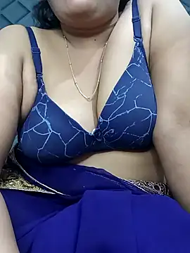 Snapshot of Cute-Raashii chatting on 01-14-25, 05:01 Cute-Raashii online show from 01-14-25, 05:01